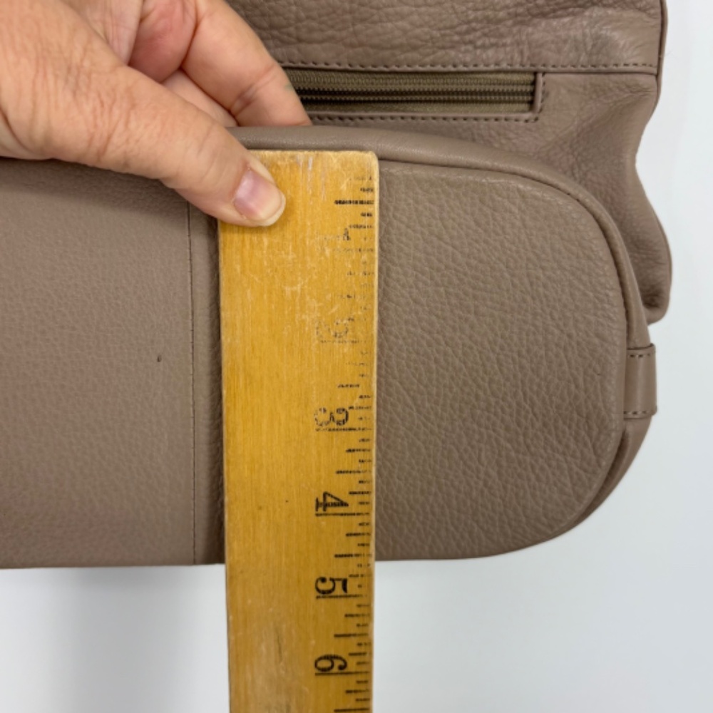 Great American Leatherworks Shoulder Crossbody Bag Taupe Leather Gold Hardware - Picture 12 of 13